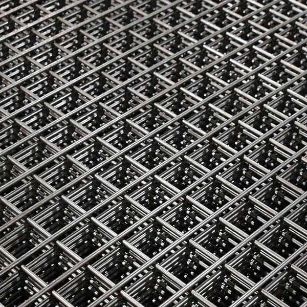 Black Iron Welded Wire Mesh for Industrial Use